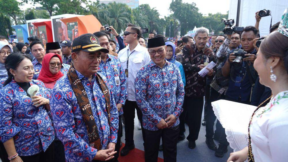 Puncak acara Hari Keluarga Nasional (Harganas) ke-31 Tahun 2024 di Lapangan Pancasila, Simpang Lima, Kota Semarang, Jawa Tengah, Sabtu (29/6/2014). (Dok. BKKBN)