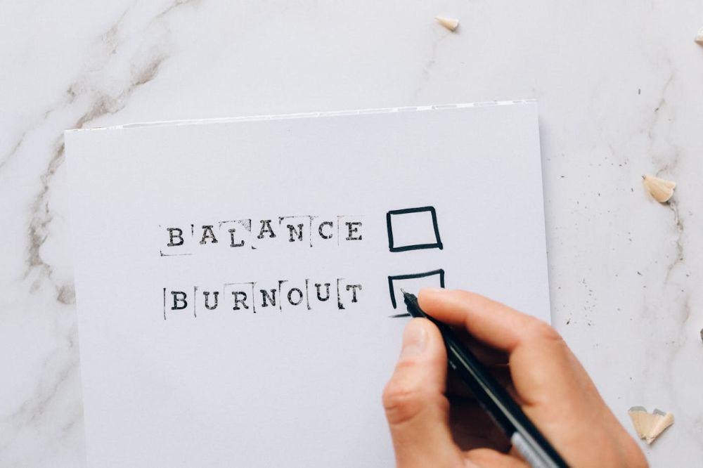 12 Tahapan Burnout dan 22 Tanda Burnout, Kamu di Tahap Mana?