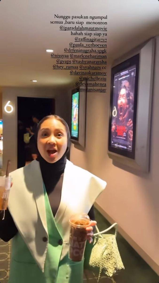 potret Nagita Slavina berhijab (instagram.com/wanda_haraa)