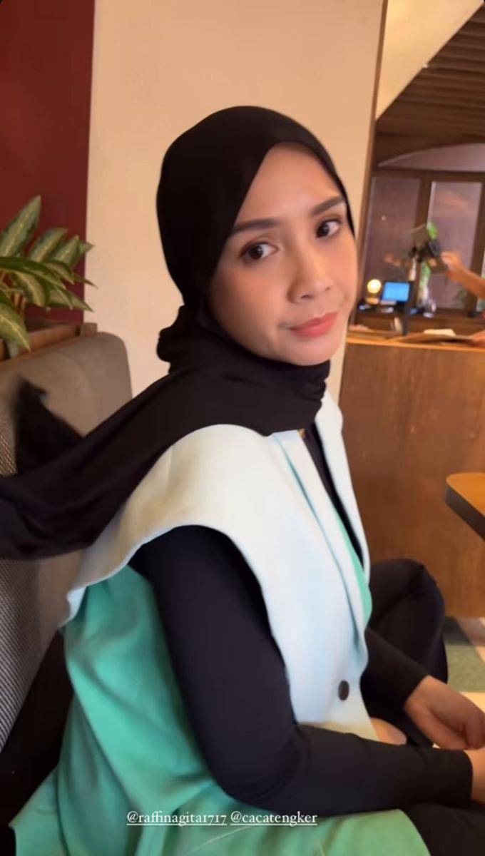 potret Nagita Slavina berijab (instagram.com/gyaps)