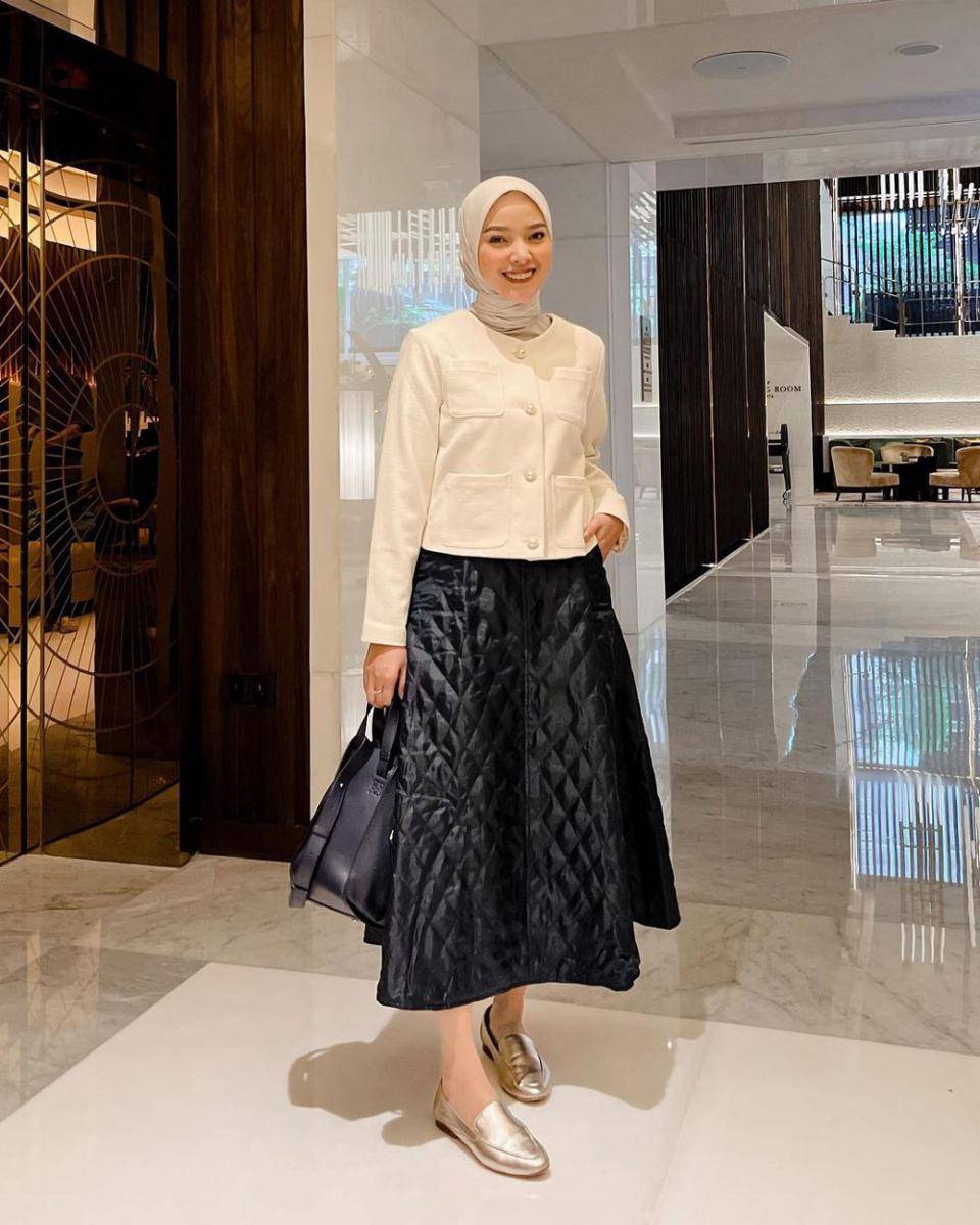 Intan Sugih (instagram.com/intansugih)