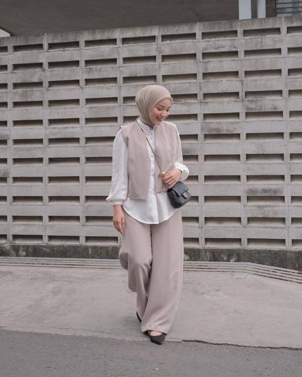 Intan Sugih (instagram.com/intansugih)