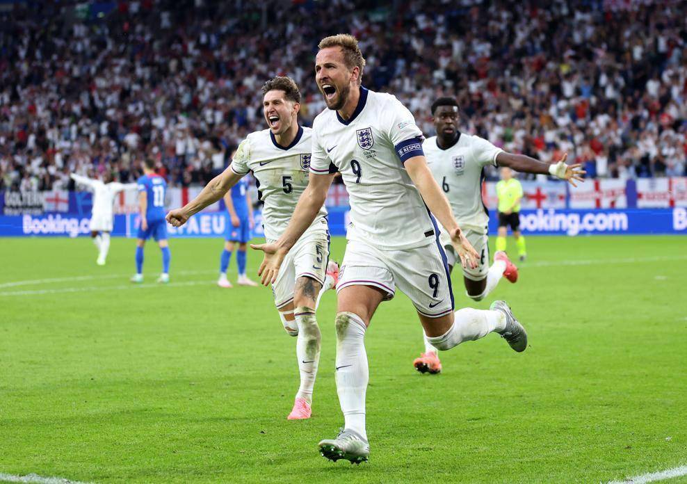 Harry Kane melakukan selebrasi bersama Timnas Inggris di Euro 2024. (uefa.com)