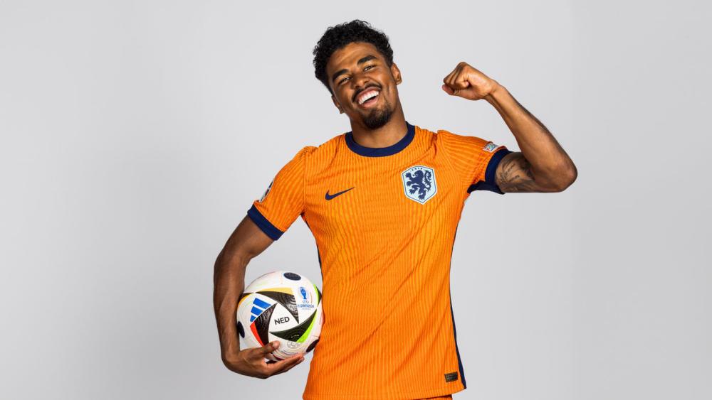 3 Keuntungan yang Didapatkan Aston Villa dari Ian Maatsen