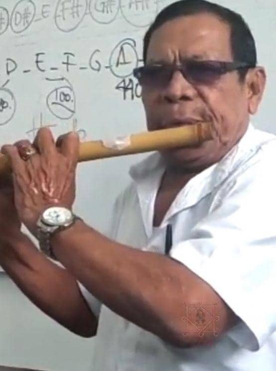 Marsius Sitohang, seorang maestro musik seruling (TikTok @sitopaksada)