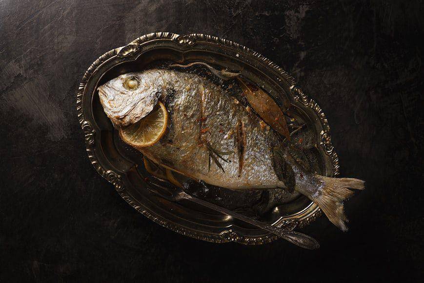 ilustrasi ikan nila bakar (unsplash.com/Food Photographer)