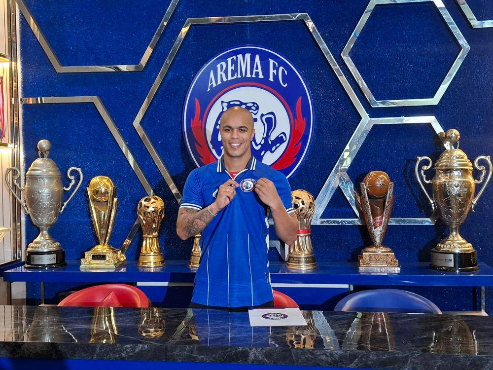 Perkenalan William Marcilio sebagai pemain baru Arema FC. (IDN Times/Rizal Adhi Pratama)