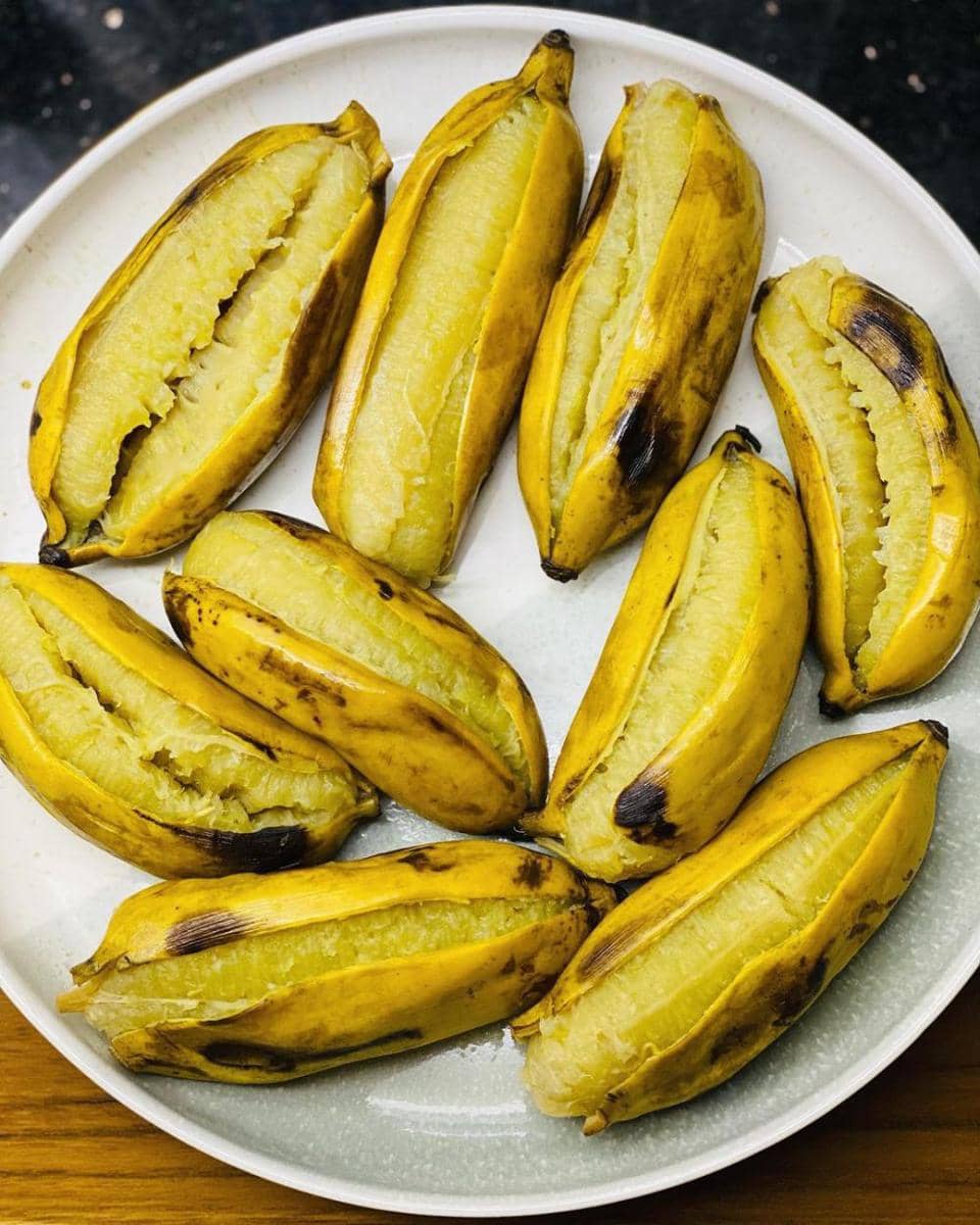 ilustrasi pisang rebus (instagram.com/eddriantjhia)