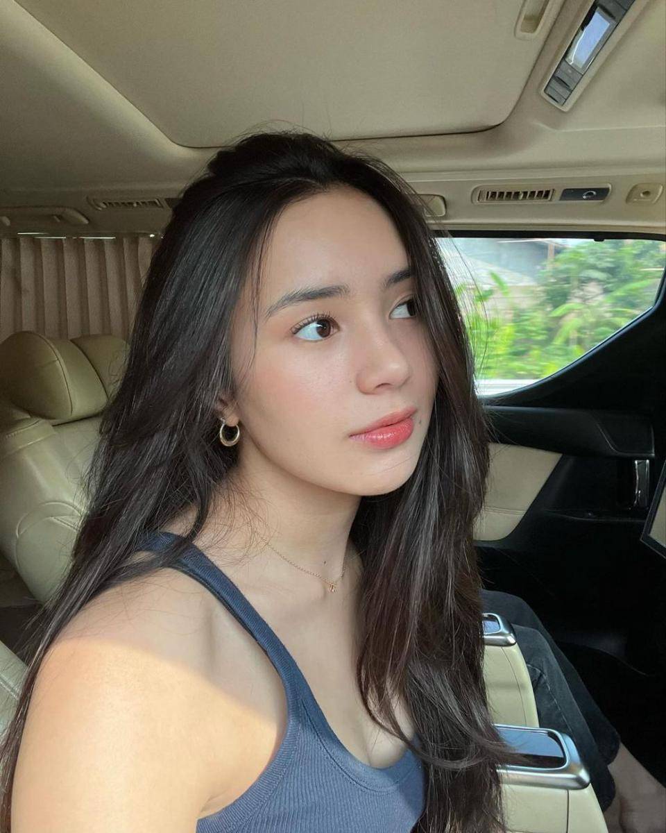 makeup untuk liburan (instagram.com/bebytsabina)
