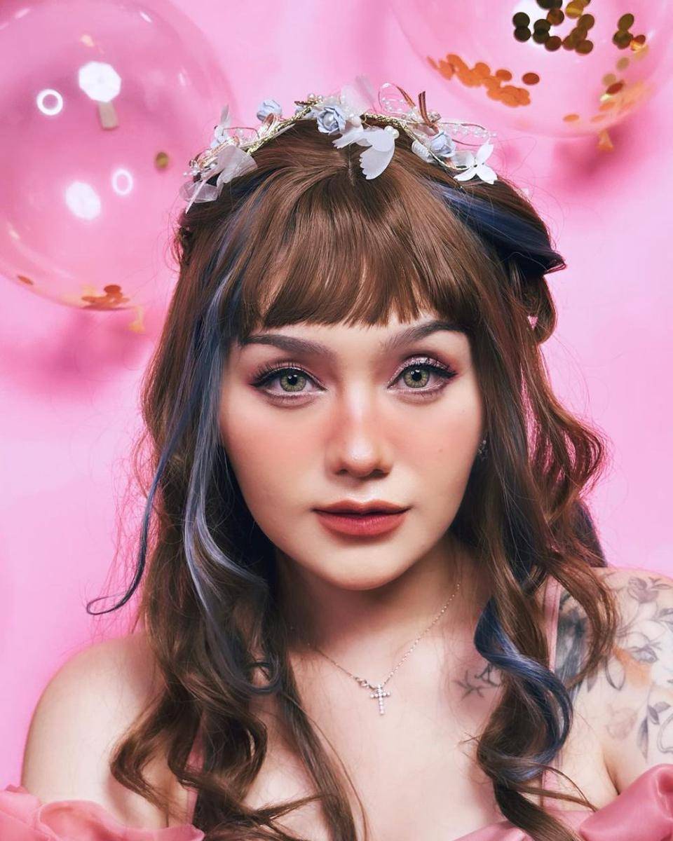 makeup glam ala artis dan selebgram (instagram.com/ulynovita)