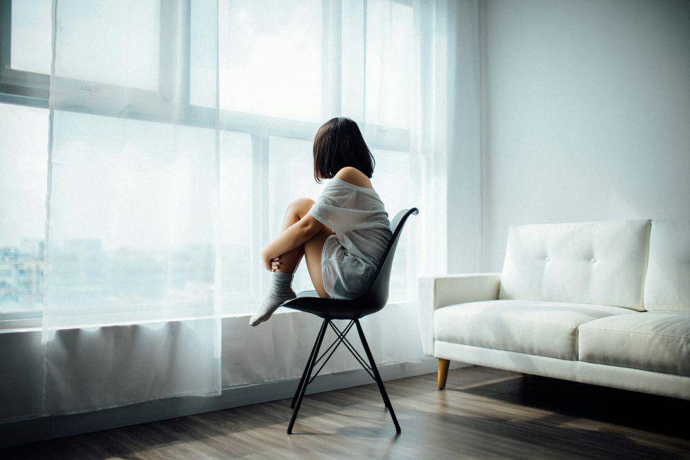 ilustrasi perempuan depresi (unsplash.com/Anthony Tran)