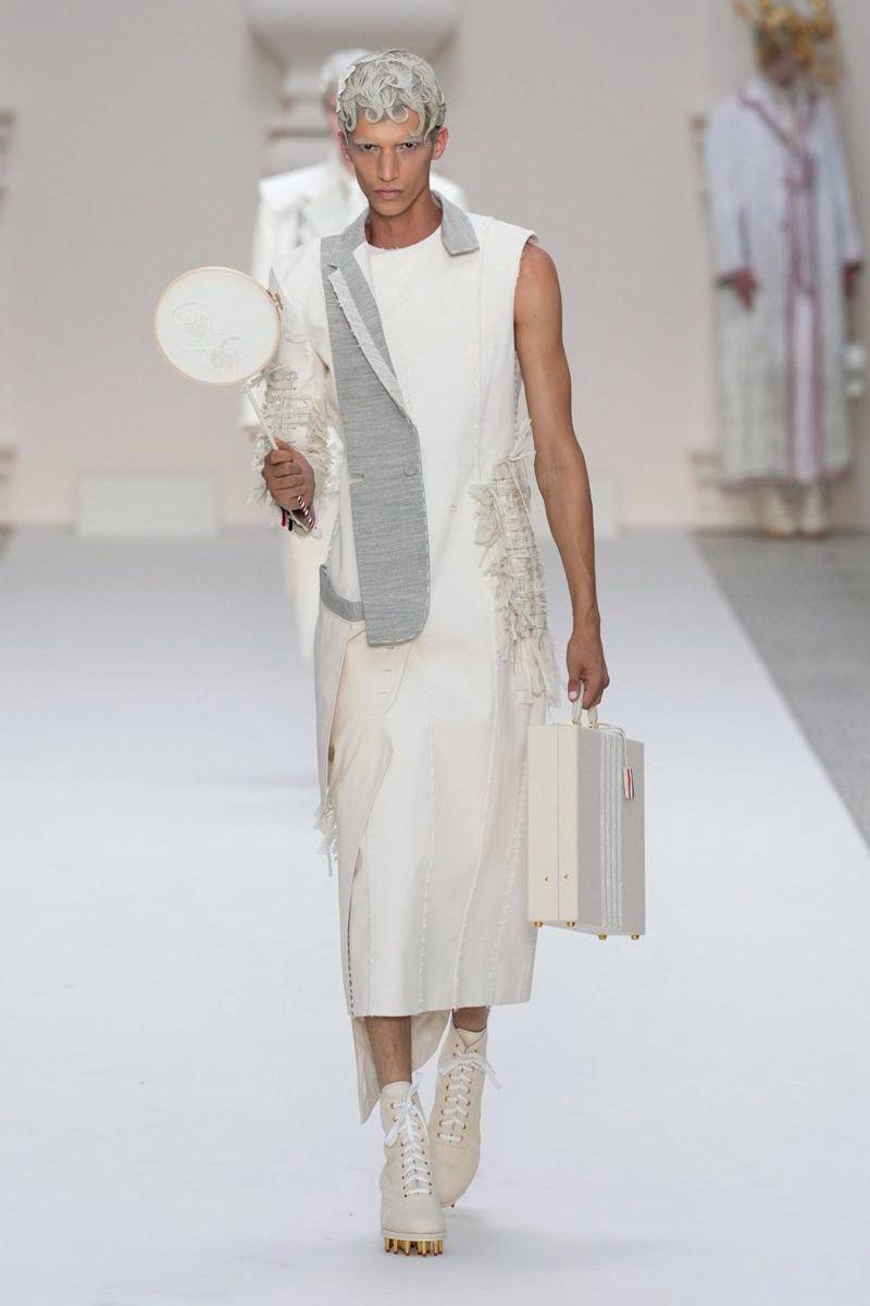 Thom Browne - Couture Fall '24 di Haute Couture Week 2024 (instagram.com/thombrowne)