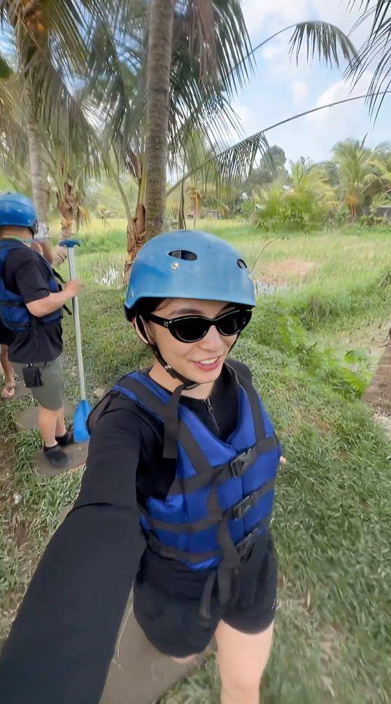 potret keluarga Chelsea Olivia rafting di Bali (instagram.com/chelseaolivia)