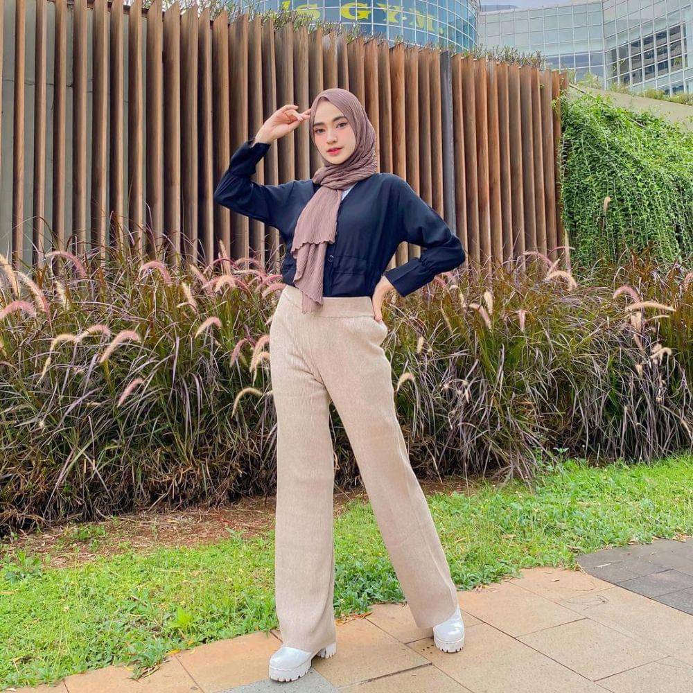 OOTD Aida Selvia. (instagram.com/aidaselvia)