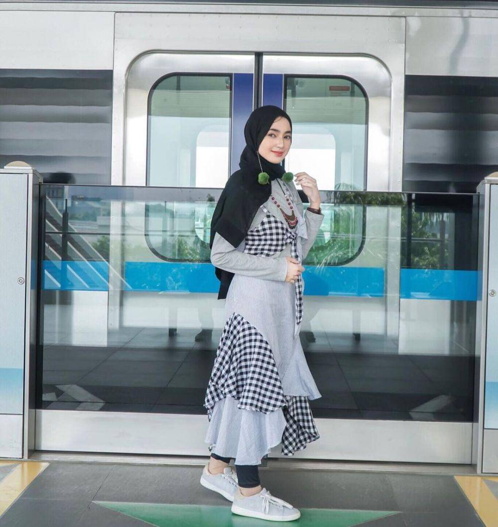 OOTD Aida Selvia. (instagram.com/aidaselvia)