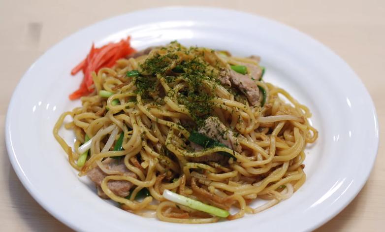 Resep Hita Yakisoba, Mie Jepang yang Digoreng hingga Berkerak!