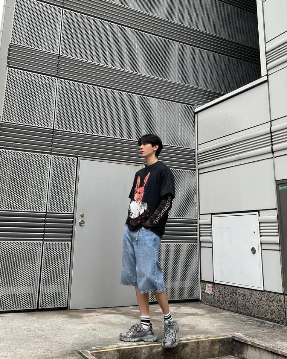 short pants ala Book Kasidet (instagram.com/kasibook_)