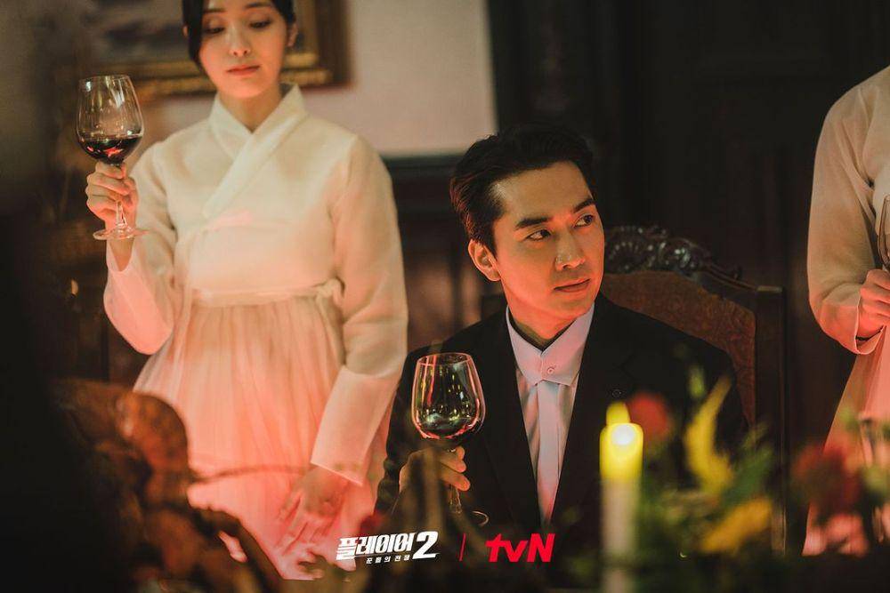 still cut drama The Player 2: Master of Swindlers (instagram.com/tvn_drama)