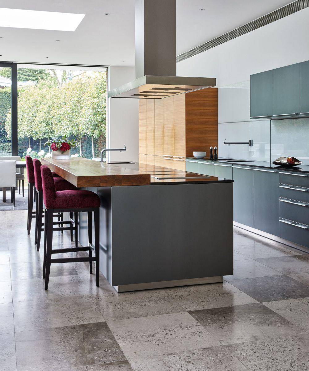 ilustrasi dapur minimalis (homesandgardens.com)