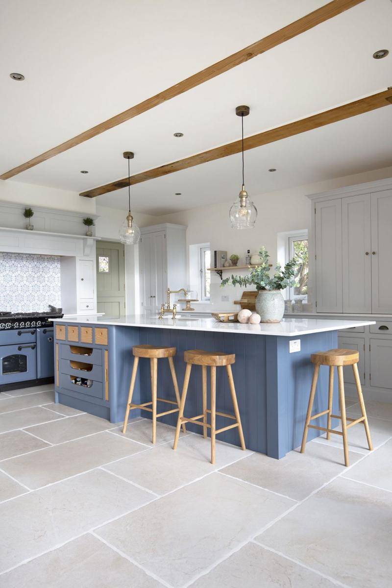 ilustrasi dapur minimalis (homesandgardens.com)