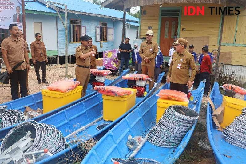 Kapal nelayan dan alat tangkap bantuan pemerintah pusat untuk nelaya Babulu Laut PPU (IDN Times/Ervan)