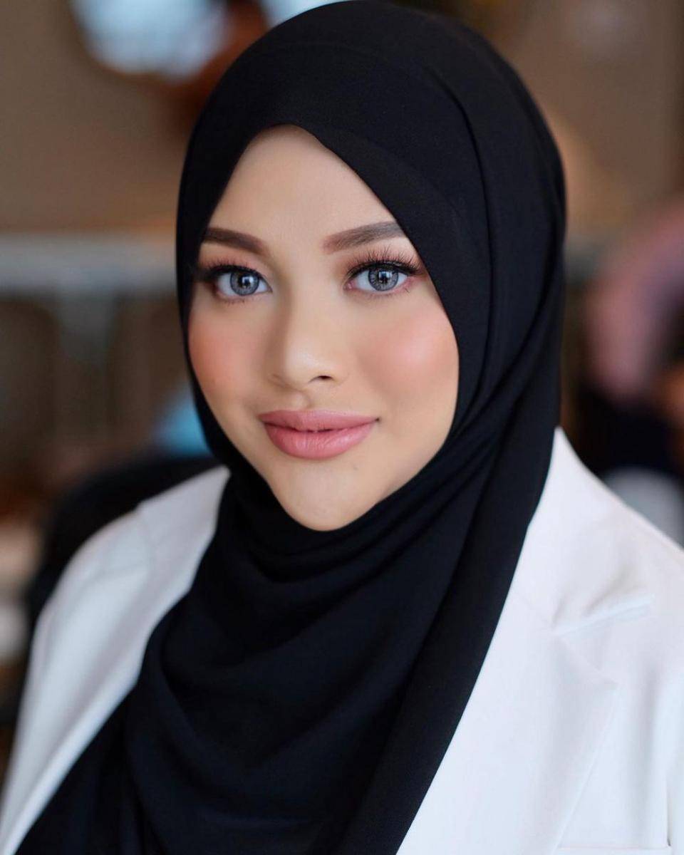 ide makeup ke acara resmi ala Aurel Hermansyah (instagram.com/aurelie.hermansyah)