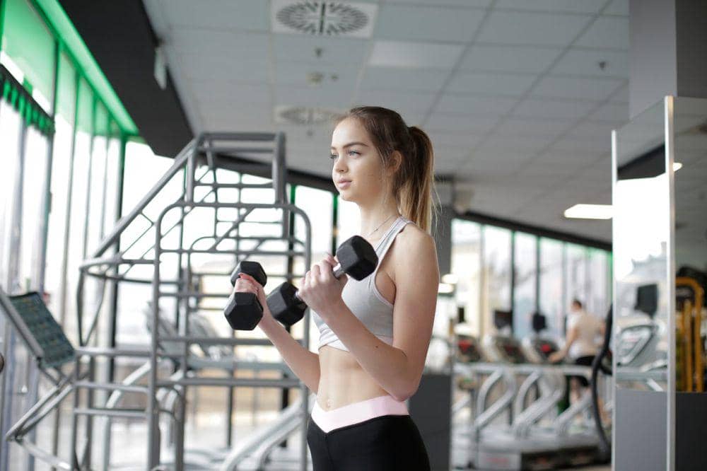 ilustrasi menjaga kesehatan mental di tengah kesibukan hidup (pexels.com/Andrea Piacquadio)