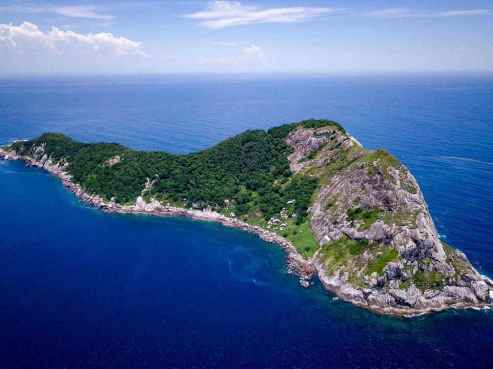 Pulau Ular, Brasil (skippingstones.org)