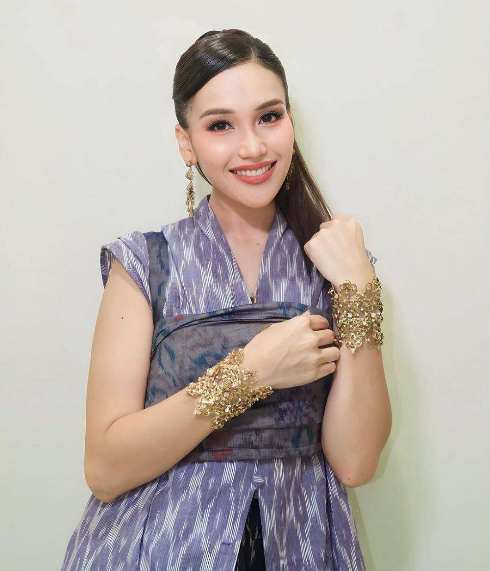 Ayu Ting Ting (instagram.com/ayutingting92)