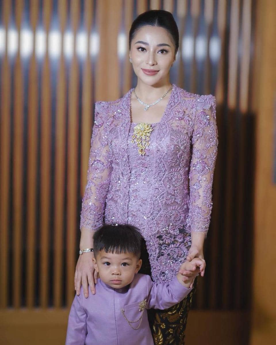 Nikita Willy jadi bridesmaid (Instagram.com/melinathemua)