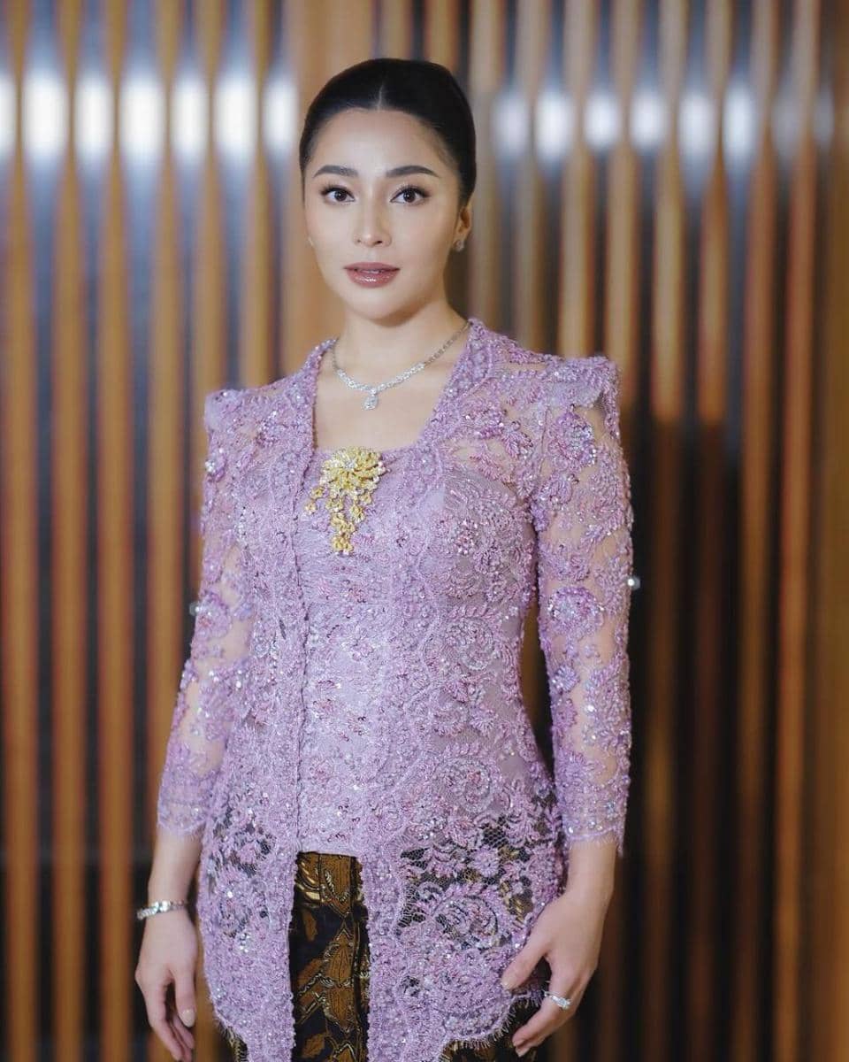 Nikita Willy jadi bridesmaid (Instagram.com/melinathemua)