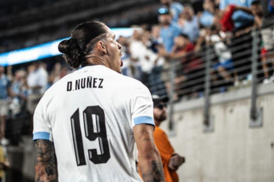 Usai Kalah, Pemain Uruguay Ribut dengan Fans Kolombia