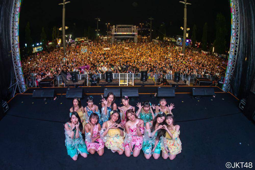 Member JKT48 (x.com/officialjkt48)
