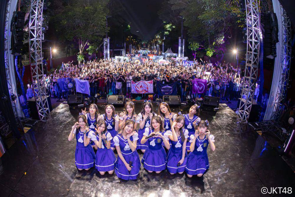 Member JKT48 (x.com/officialjkt48)