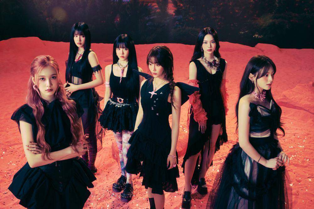 potret STAYC di album Metamorphic (x.com/STAYC_official)