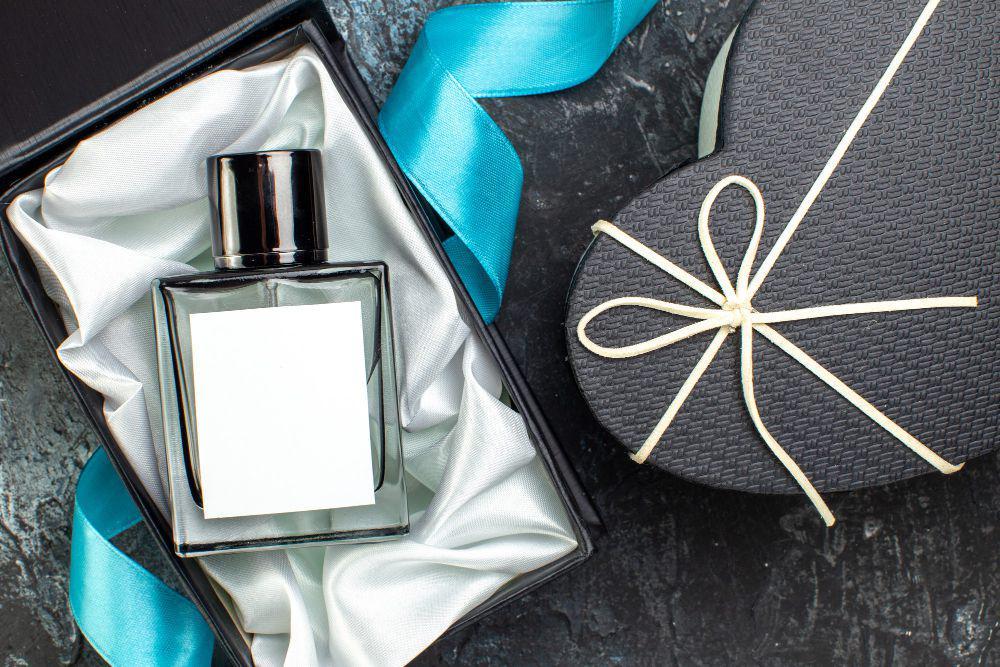 5 Pertimbangan Membeli Parfum untuk Hadiah Mengesankan