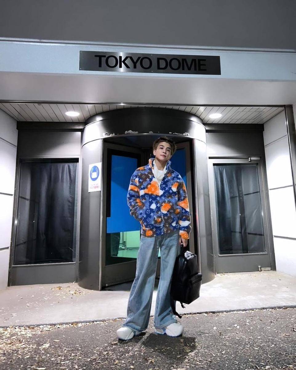 OOTD celana jeans ala Takanori Iwata (instagram.com/takanori_iwata_official)