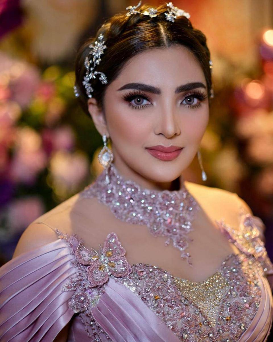gaya makeup flawless untuk kondangan ala Ashanty (instagram.com/ashanty_ash)
