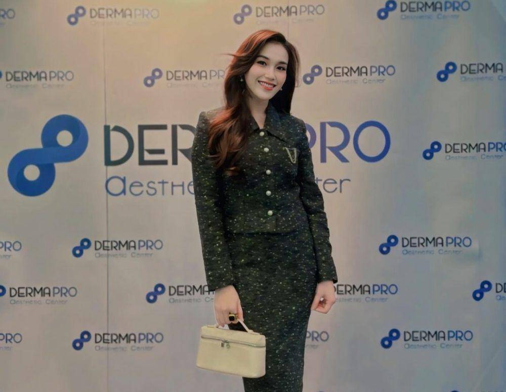 Ayu Ting Ting (instagram.com/ayutingting92)
