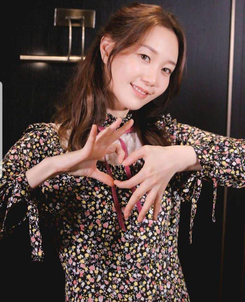 potret Lee Yoo Young (instagram.com/__2u0)