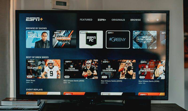 ilustrasi TV 43 inci (unsplash.com/Tech Daily)