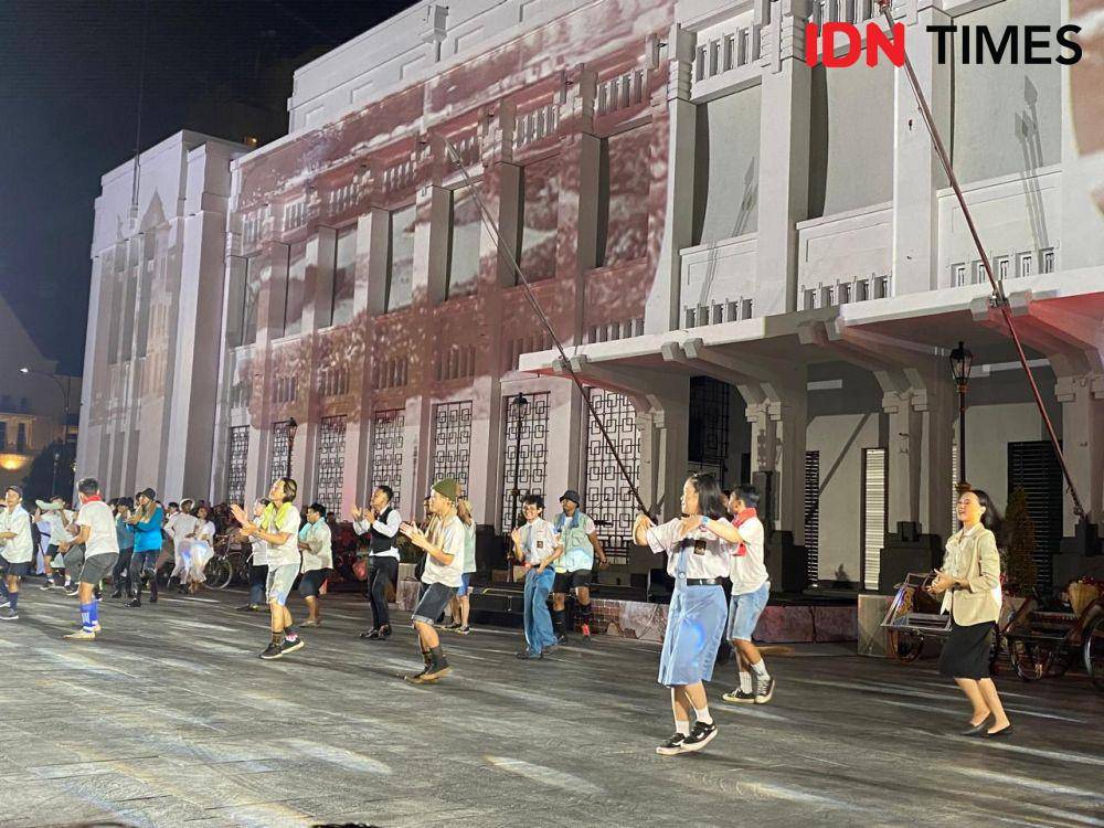 Kota Lama Surabaya resmi dibuka sebagai destinasi wisata baru, Rabu (3/7/2024) malam. (IDN Times/Khusnul Hasana).