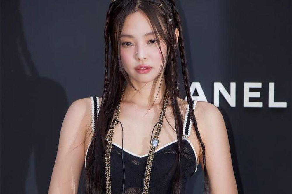 7 Potret Jennie BLACKPINK di Event Pop-up Coco Crush Chanel