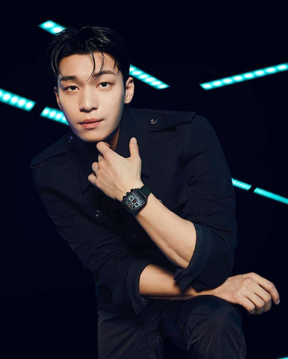 Wi Ha Joon (instagram.com/wi__wi__wi)