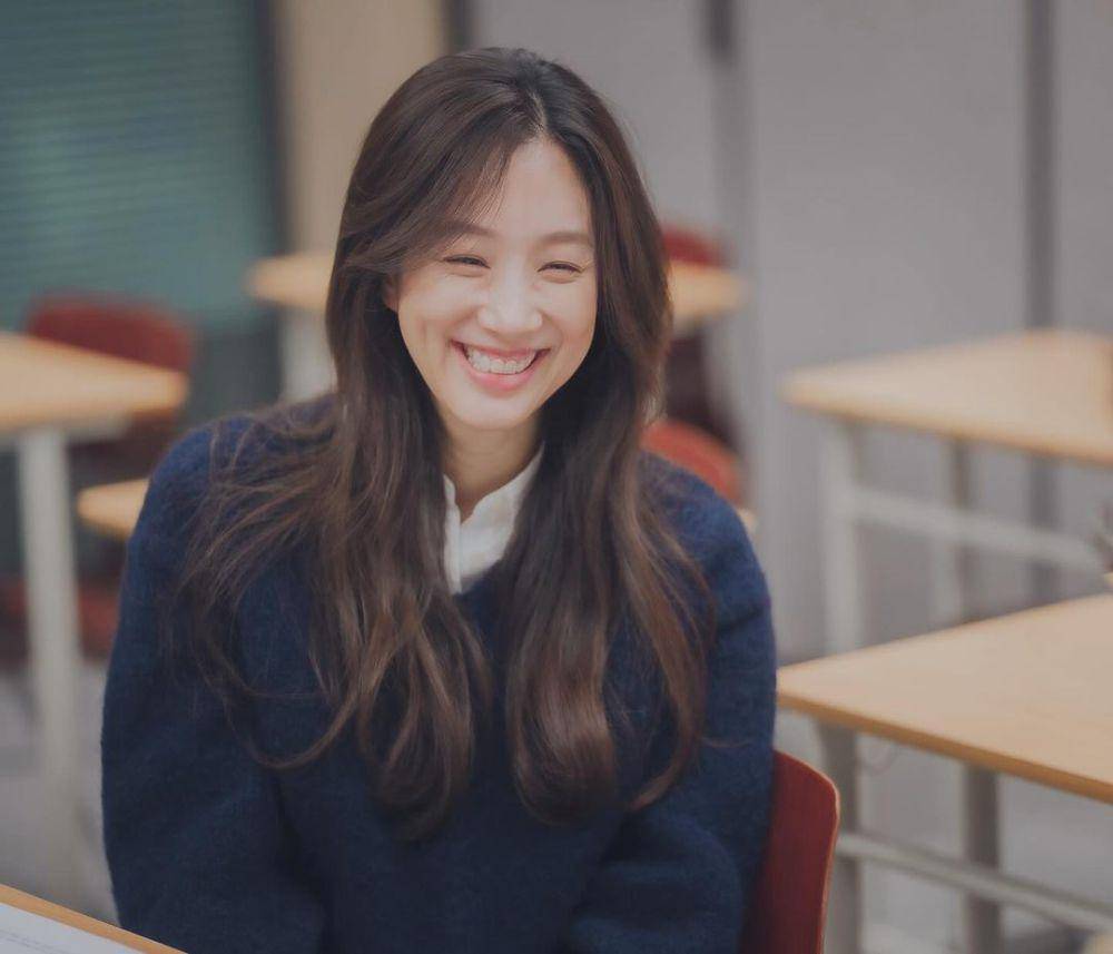 Jung Ryeo Won (instagram.com/yoanaloves)