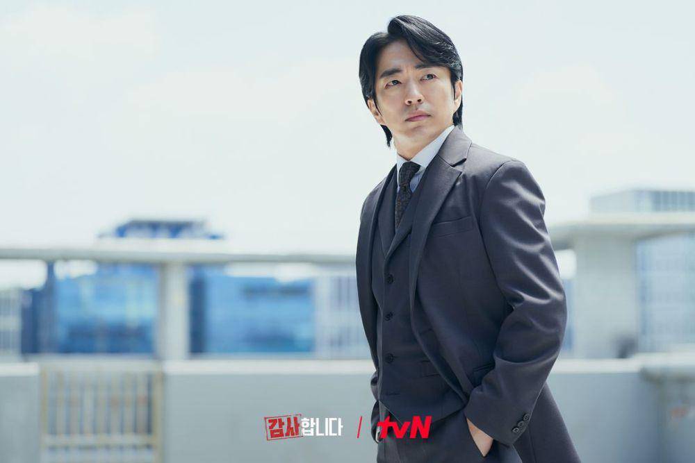 Jung Moon Sung di drama The Auditors (instagram.com/tvn_drama)
