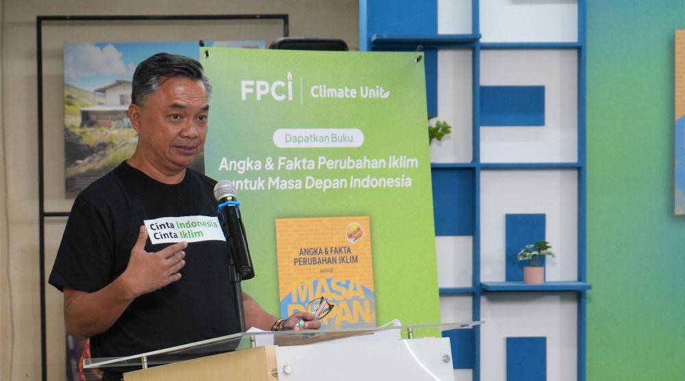 Pendiri dan Ketua FPCI, Dino Patti Djalal saat peluncuran buku Angka dan Fakta Perubahan Iklim untuk Masa Depan Indonesia. (Dok. FPCI)