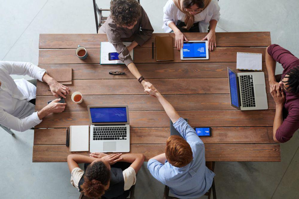 6 Tips Terhindar dari Konflik di Kantor