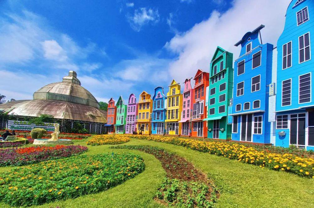Info Wisata Florawisata Santerra Batu: Lokasi, HTM, dan Daya Tarik