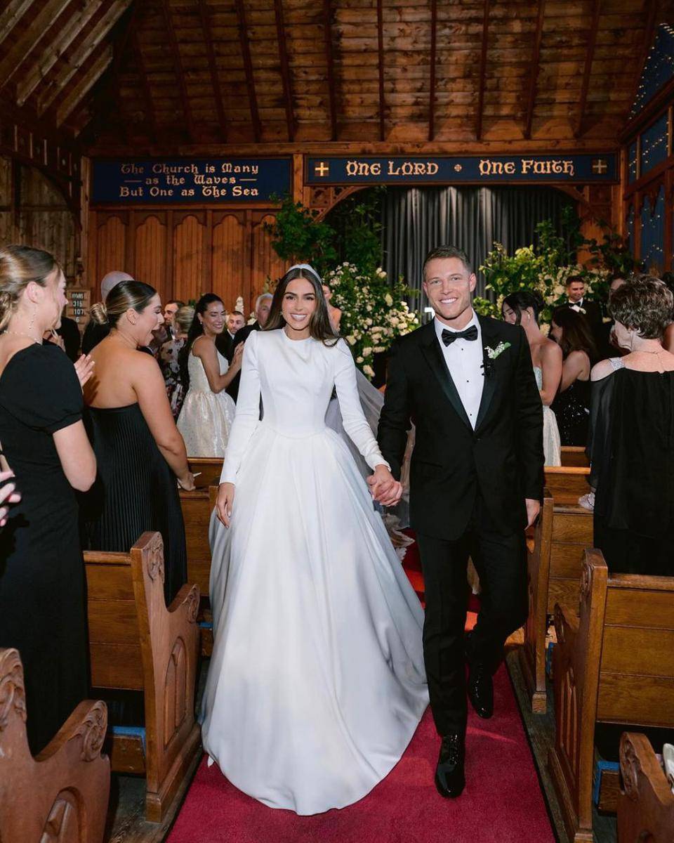 potret pernikahan Olivia Culpo dan Christian McCaffrey (instagram.com/oliviaculpo)